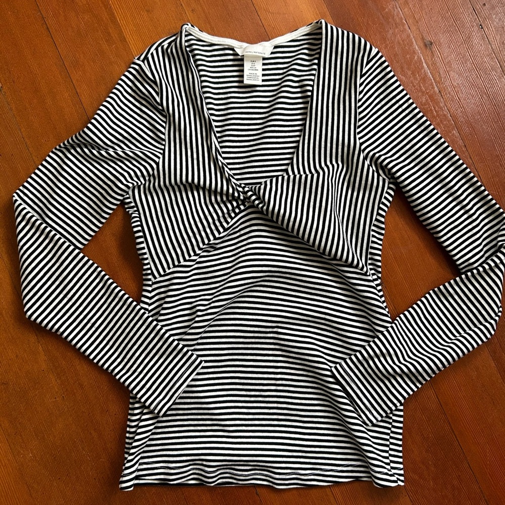 H&M Mama Maternity Top